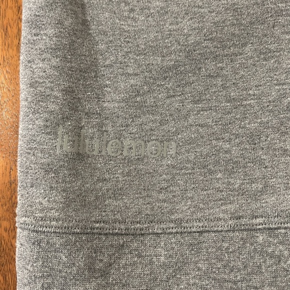 Lululemon Oversuzed Crew Women’s Sweatshirt - Picture 6 of 7